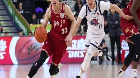 汪士钦：14岁失母，21岁入选国足，7年奋斗路迹解析